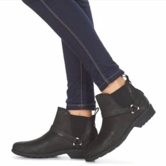 Teva Black De La Vina Dos Chelsea Ankle Boot Strap comfort slip on size 6 - Picture 1 of 11